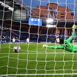 On passe en revue les arrête d'Edouard Mendy avec Chelsea en demi-finale de la Champions League 2020/21. Du grand art.