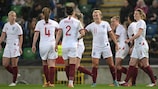 Inggris rayakan gol pembuka Lauren Hamp di Irlandia Utara