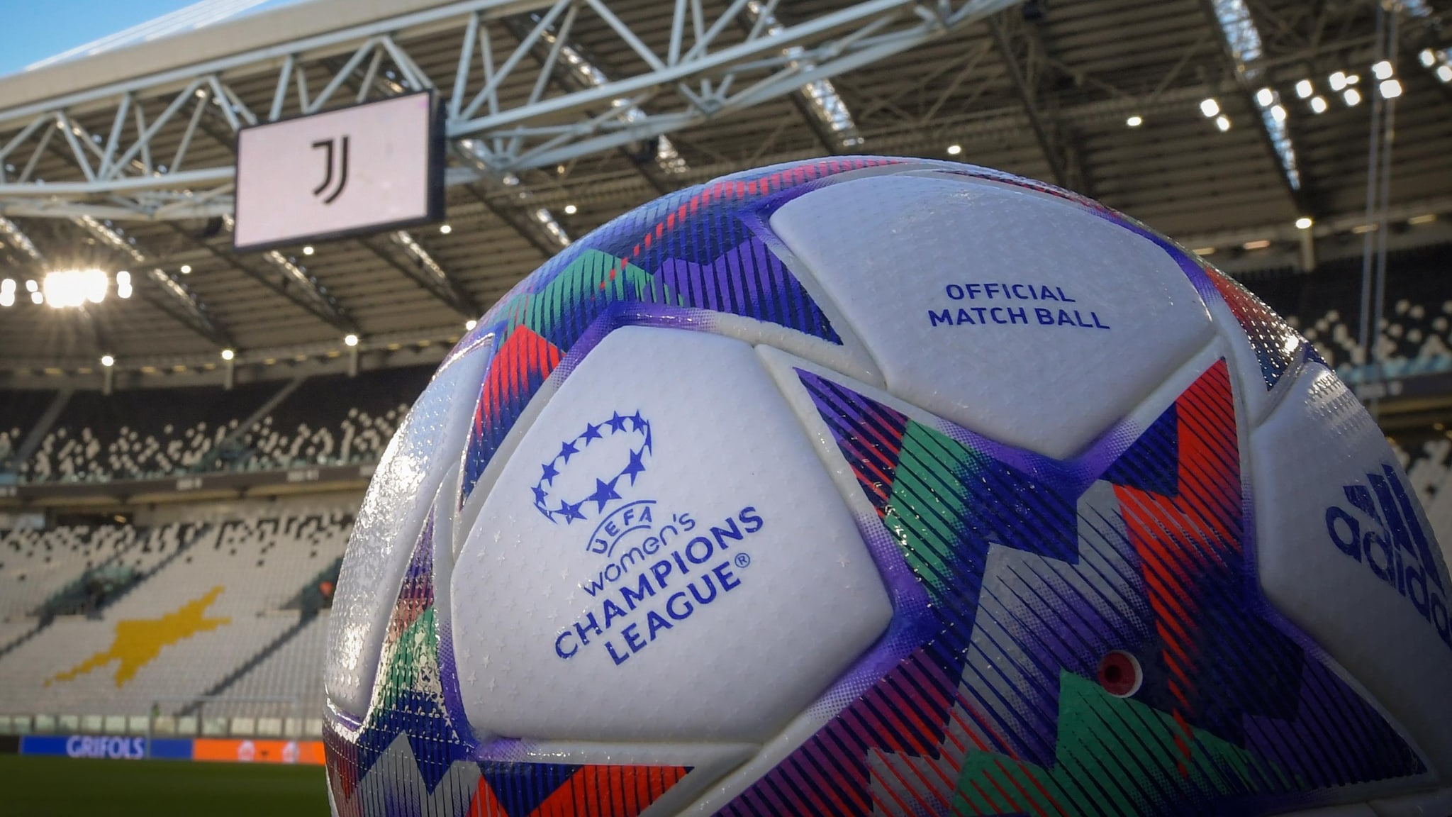 Puro montaje cilindro La final de la UEFA Women's Champions League 2022, en el Juventus Stadium  de Turín | UEFA Women's Champions League | UEFA.com