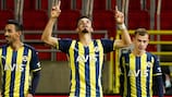 Mergim Berisha celebra o seu golo pelo Fenerbahçe frente ao Antuérpia, que foi eleito Golo do Torneio