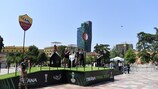 Piazza Skanderbeg (Tirana) ospita il Fan Festival