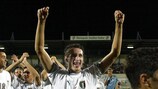     Ceellini festeggia la vittoria di EURO U19 sull'Italia nel 2003