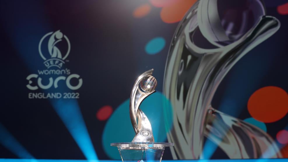 [Bild: uefa_women_s_euro_2022_final_draw_ceremo...width=2048]