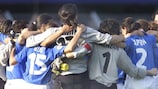 Italy celebrate beating Denmark at UEFA Women's EURO 2001