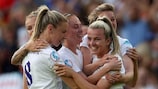 Inglaterra celebra uno de sus goles en la goleada ante Noruega en la EURO Femenina de 2022