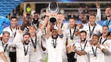 "Реал" празднует победу в Суперкубке УЕФА