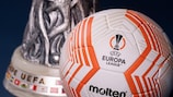 Spielball und Trophäe der Europa League