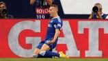 Mislav Oršić festeja o seu golo contra o Chelsea