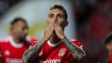 Alex Grimaldo festeja depois de marcar o segundo golo do Benfica