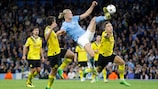 Erling Haaland puts Man City 2-1 up in spectacular fashion