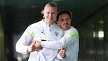 Erling Haaland y Jack Grealish durante el entrenamiento del Manchester City el martes