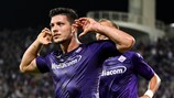 Luka Jovic (Fiorentina) esulta dopo un gol