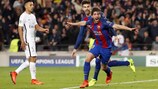 Sergi Roberto celebra após marcar o golo que completou 'La Remontada', a incrível reviravolta do Barcelona na segunda mão dos oitavos-de-final da UEFA Champions League 2016/17, frente ao Paris