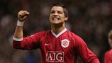 Cristiano Ronaldo dopo un gol nel 7-1 tra Manchester United e la Roma del 2007
