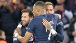 Lionel Messi, Kylian Mbappé e Neymar, do Paris, são três melhores na lista dos jogadores com mais golos e assistências na Champions League