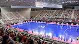 A full arena in Gondomar watches Spain play Portugal in the Women's Futsal EURO 2022 final
