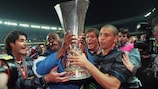 Taribo West and Ronaldo with the UEFA Cup trophy in 1998