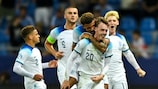 England jubelt über den Treffer im Finale