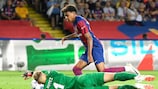 Barcelonas Lamine Yamal im Spiel gegen Antwerpen