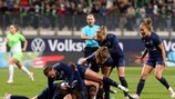 Il Paris FC festeggia il gol decisivo contro il Wolfsburg