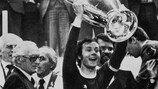 Titel verteidigt: Beckenbauer nach dem Triumph 1975