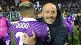 Dodô and coach Vincenzo Italiano celebrate Fiorentina's quarter-final success